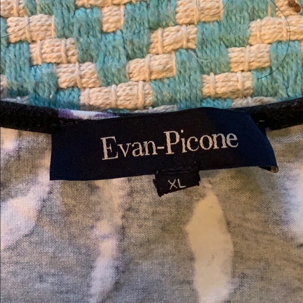 Shirt - Picture 2 of 3